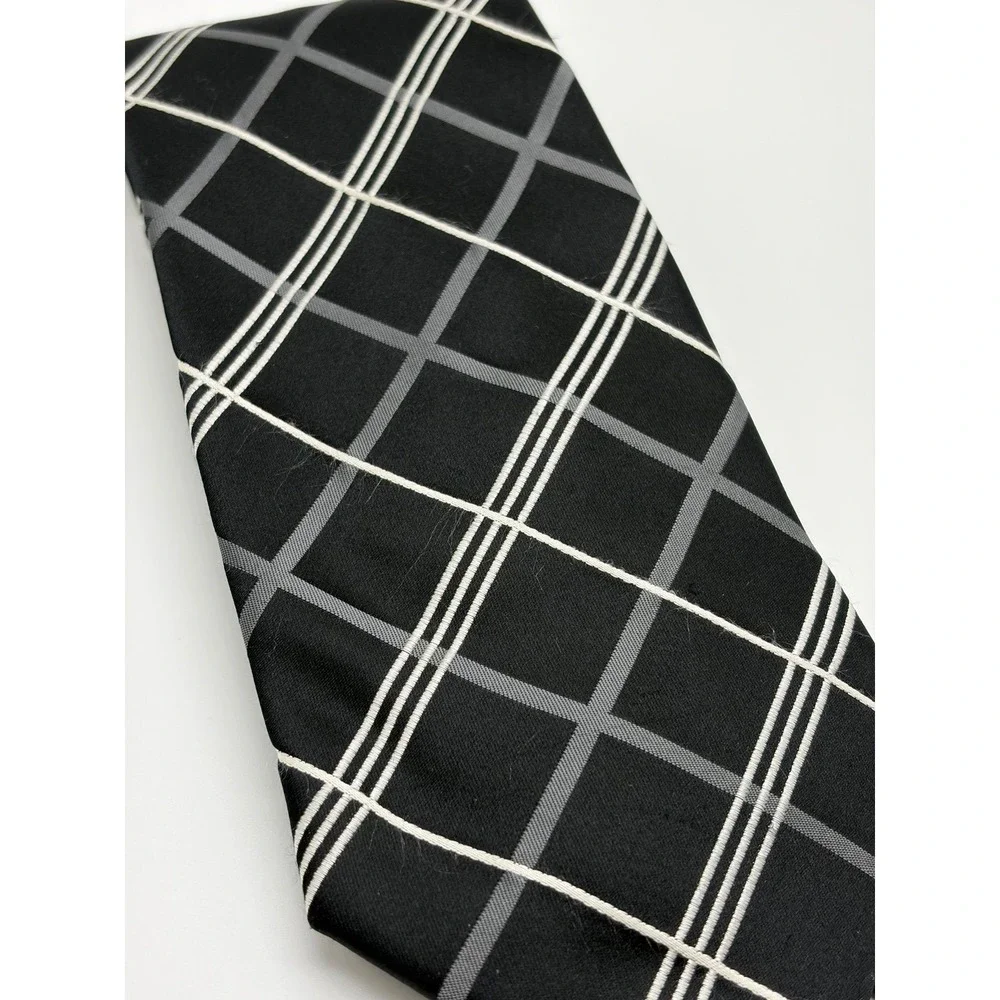 Kenneth Cole, New York, Black/White Diagonal Checkered Grid Pattern Necktie Silk